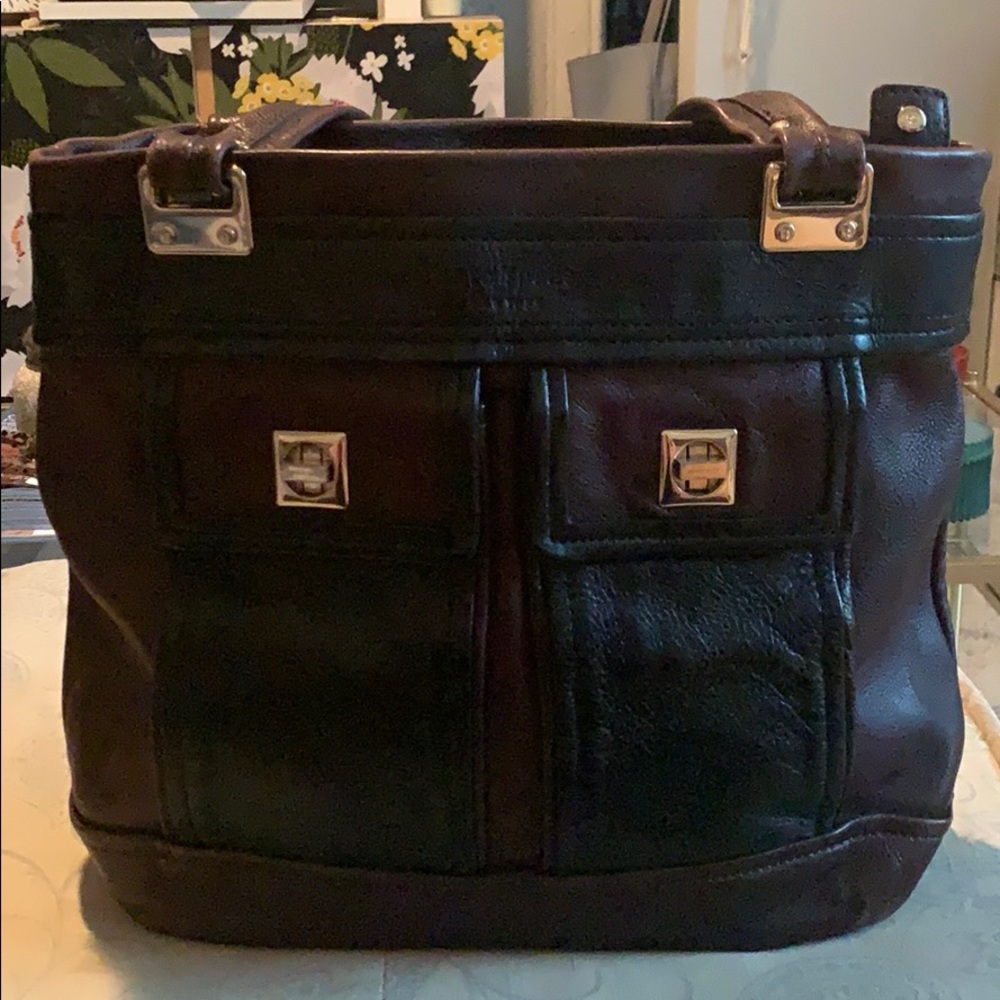 Kate Spade leather tote with zipper